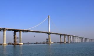 青岛胶州湾跨海大桥造价